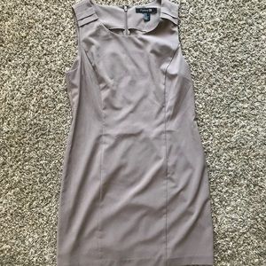 Sleeveless dress perfect for any occasion